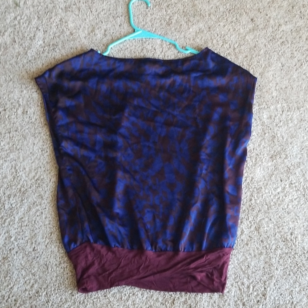 Shirt - Picture 2 of 2